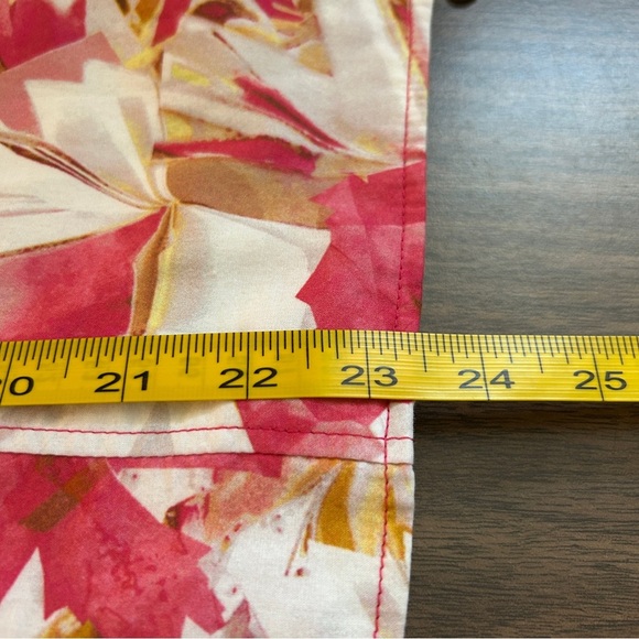 Escada Pink and White Floral Moto Bomber Jacket 40 - Picture 11 of 12